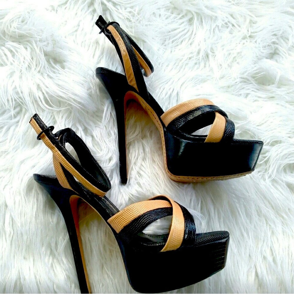 Alice + Olivia Lizabeth Heeled Platform Sandal (7)